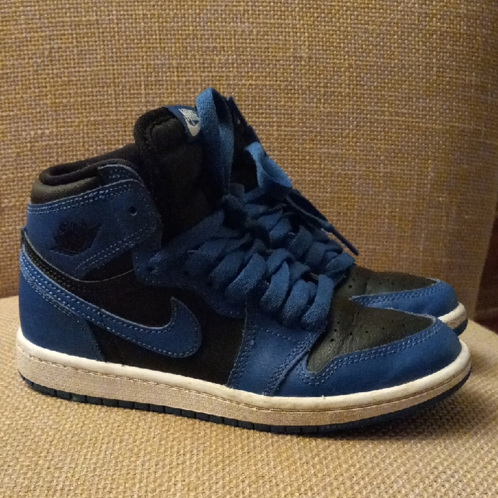 NIKE AIR JORDAN 1 Retro High Dark Marina Blue Shoes Size 1 Youth